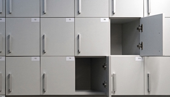 Louvre Museum rules and regulations