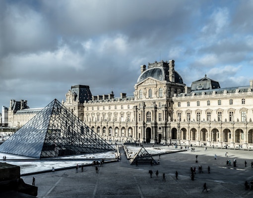 onibus turistico paris hop on hop off