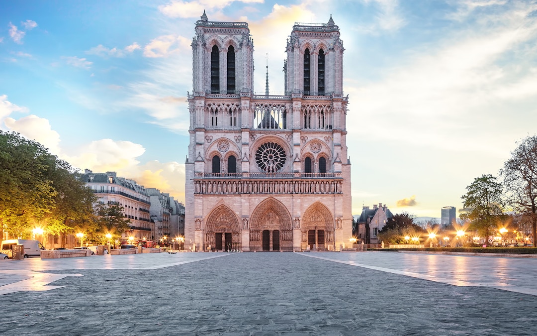 paris itineraries