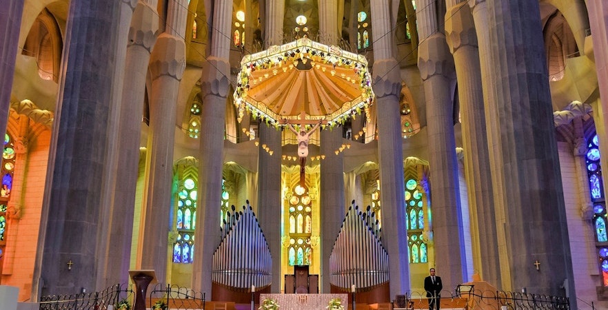 Best Monuments in Barcelona <br> Landmarks, Historic Sites & More