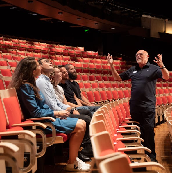 Bridge Theatre seating plan | Best seats & views at the best prices