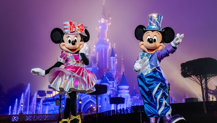 disneyland paris horarios