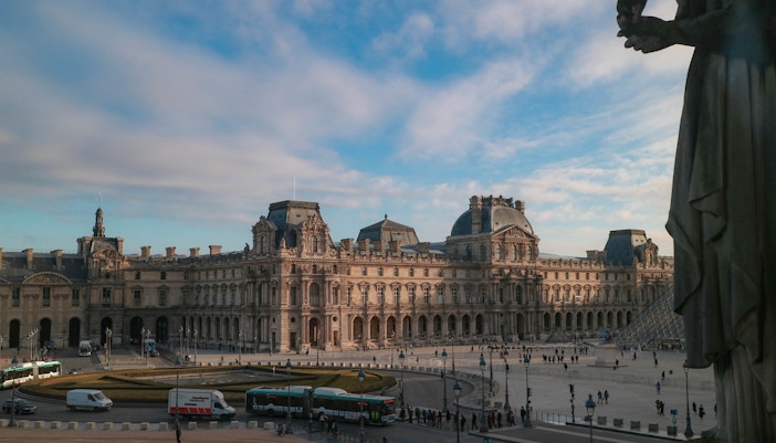 Visita Louvre de ônibus