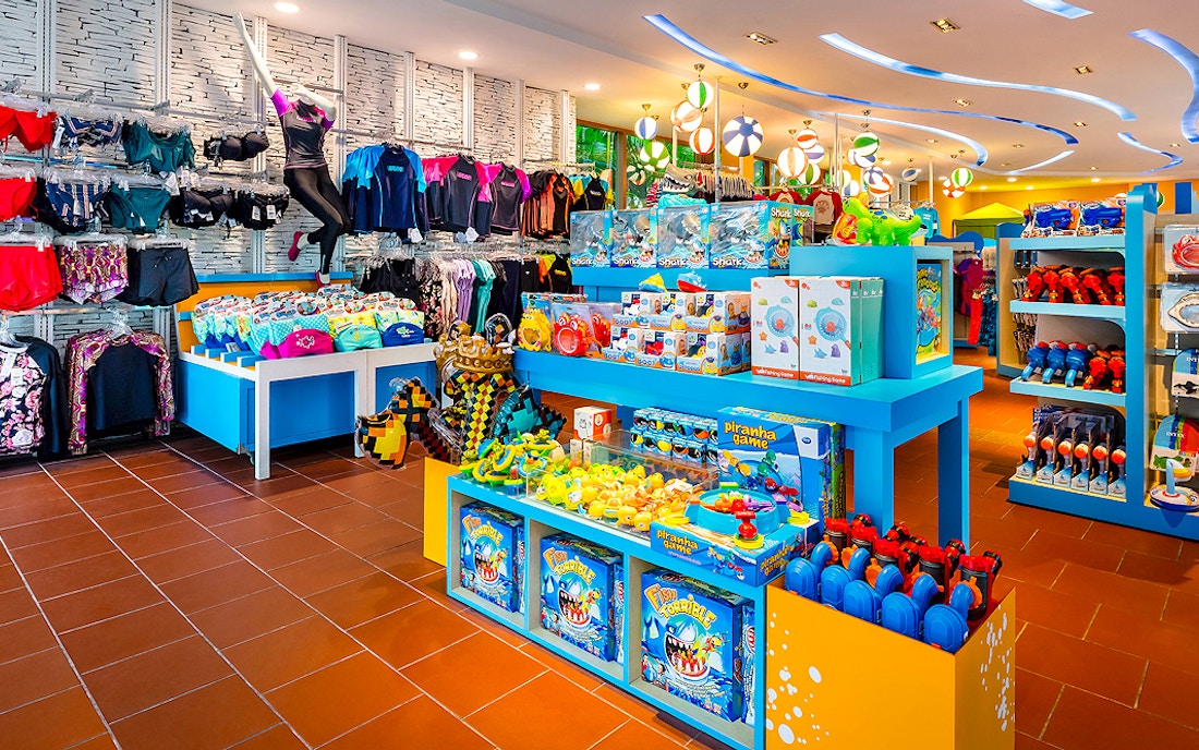 Adventure Cove Waterpark Singapore Shopping