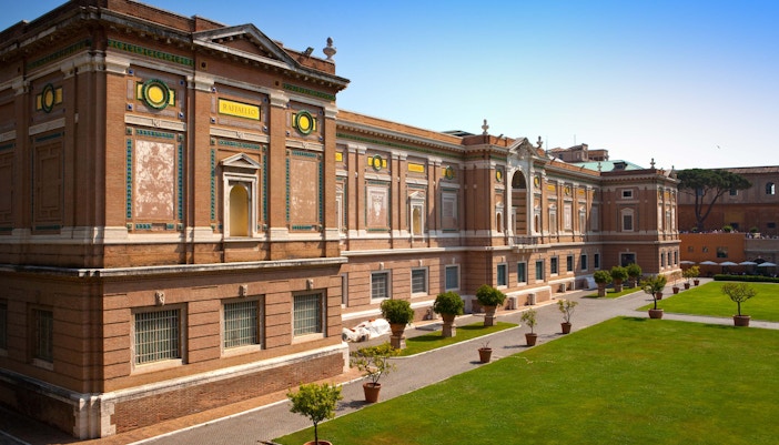 Best places to visit in Rome Vatican Museums