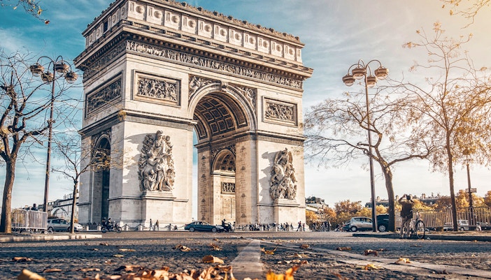Best Places to Visit in Paris - Arc de Triomphe