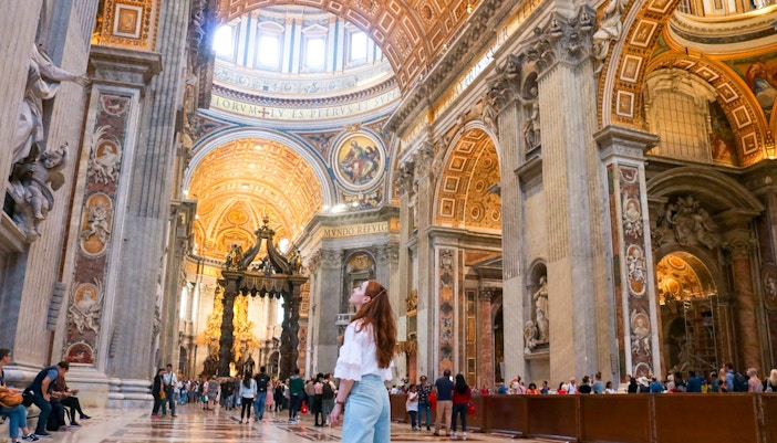 Vatican Dress Code, Women