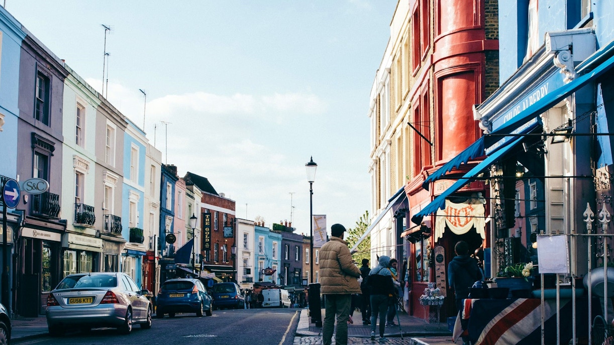 Colorful houses lining a street in Notting Hill, London.