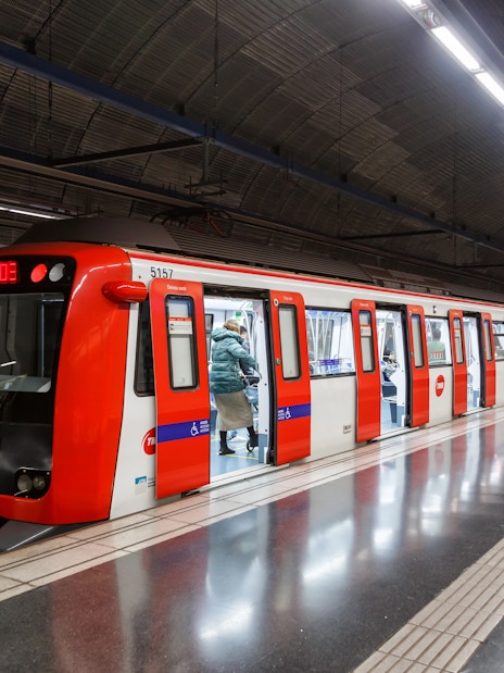 Barcelona metro train at a station, a common route to Camp Nou.
