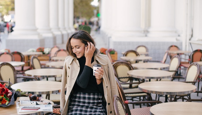 What to Wear in Paris - Trenchcoat