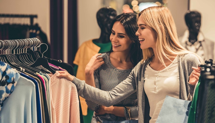 Shopping in Paris Promod