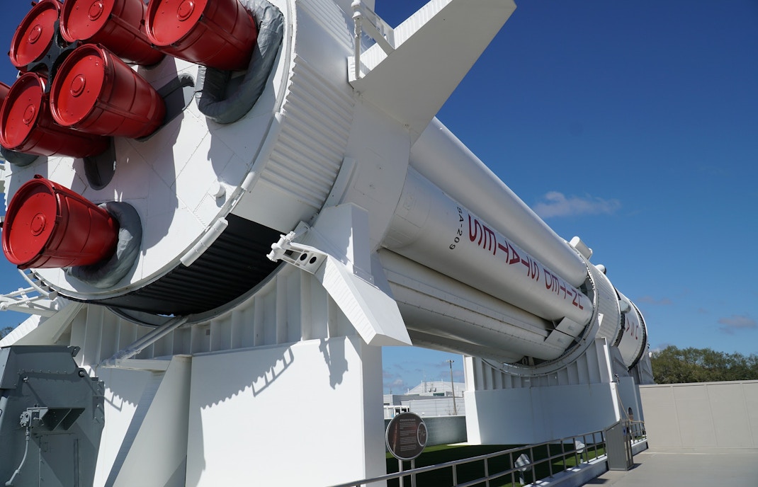 kennedy space center tours