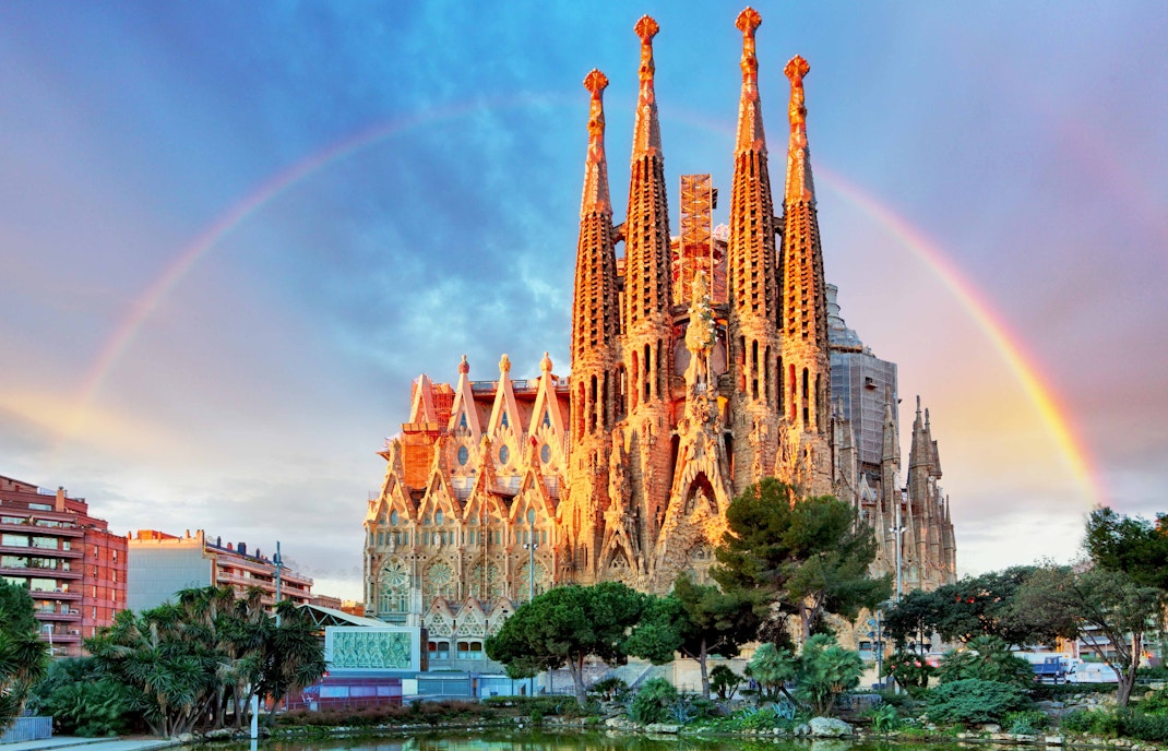 Sagrada Familia Facts