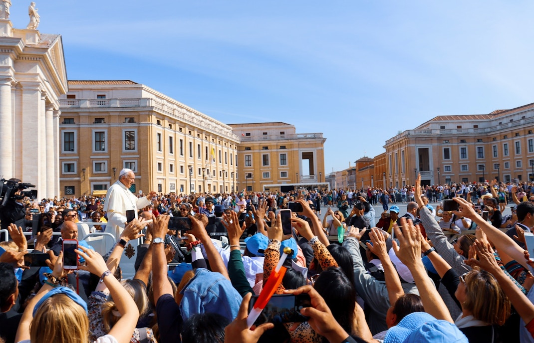 Dress Code to Visit Vatican Museums & Sistine Chapel
