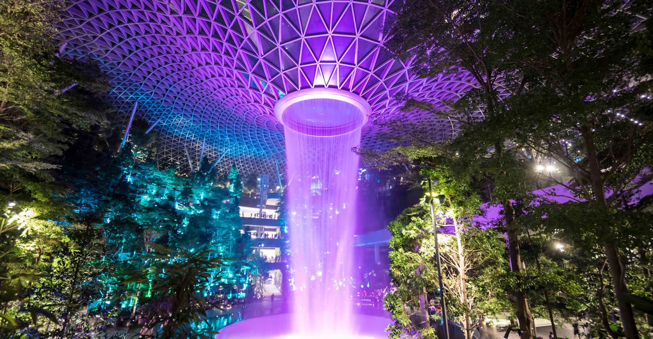 HSBC Rain Vortex - Changi Experience Studio