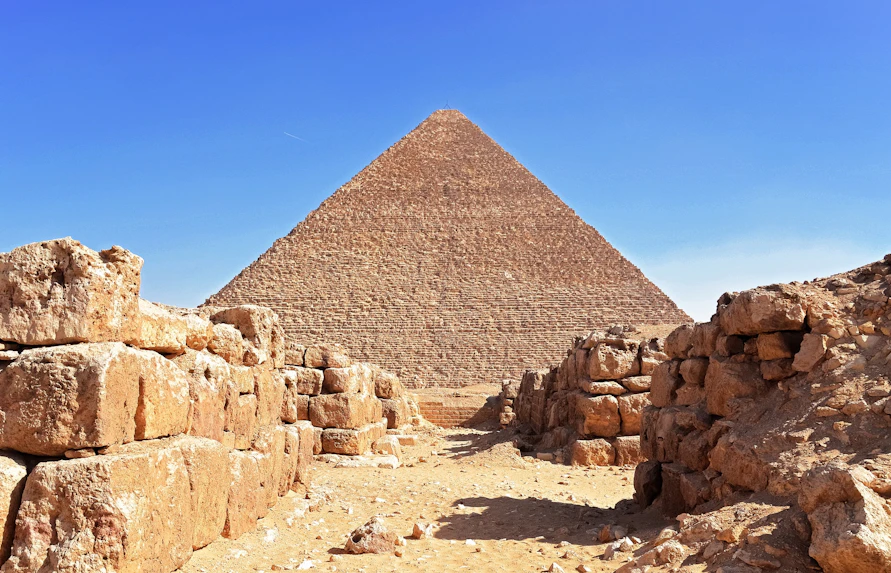Pyramids of Giza Facts | 12 Interesting Facts You Didn't Know