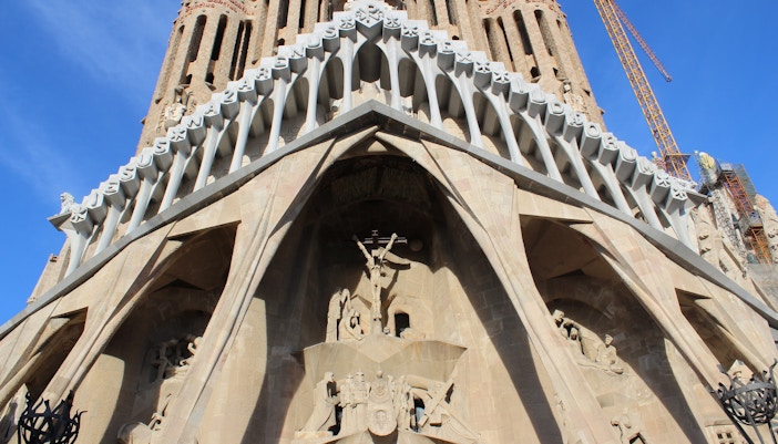 Sagrada Familia Facts, Guided Tours
