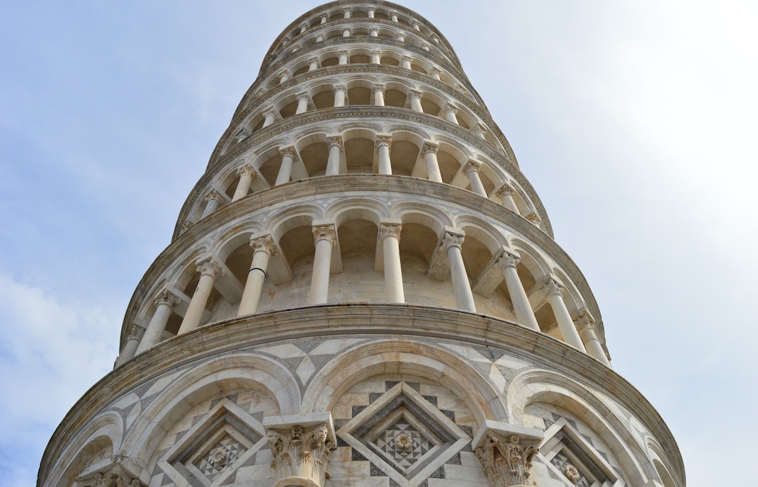 leaning tower of pisa height