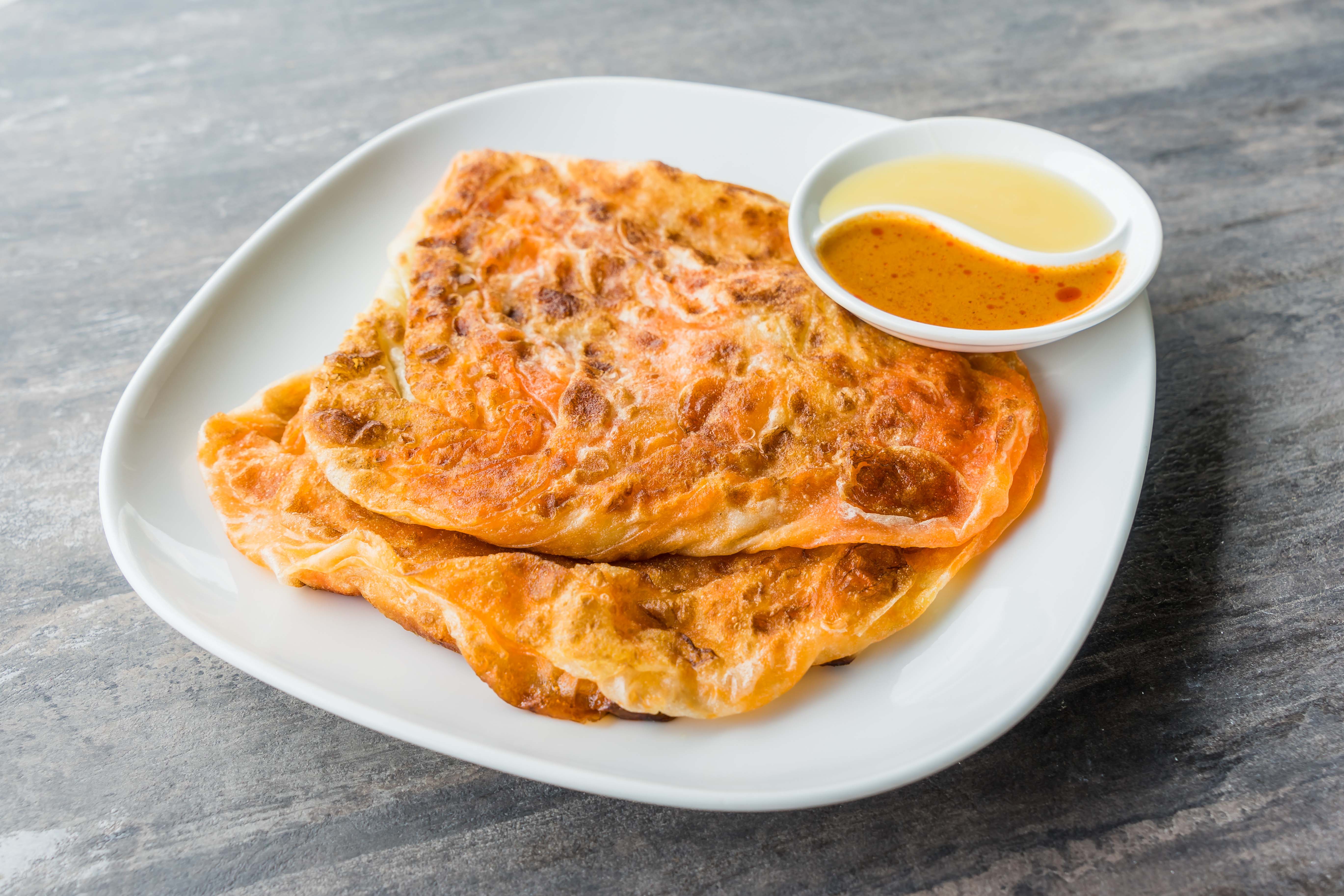singapore street food - Mr & Mrs. Mohgan’s Super Crispy Roti Prata
