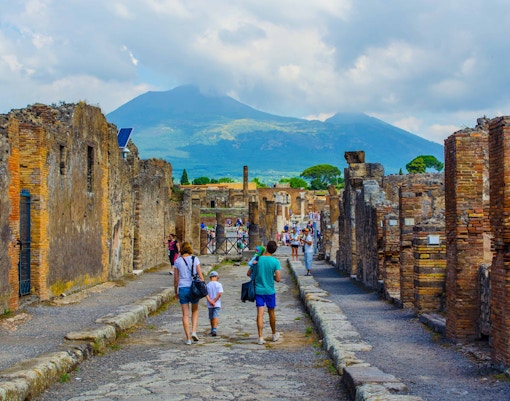 pompeii tours | pompeii guided tours