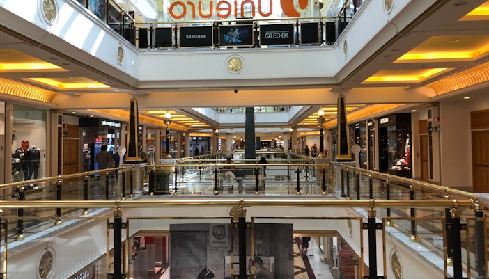 Shopping in Rome - Centro Commerciale Euroma2