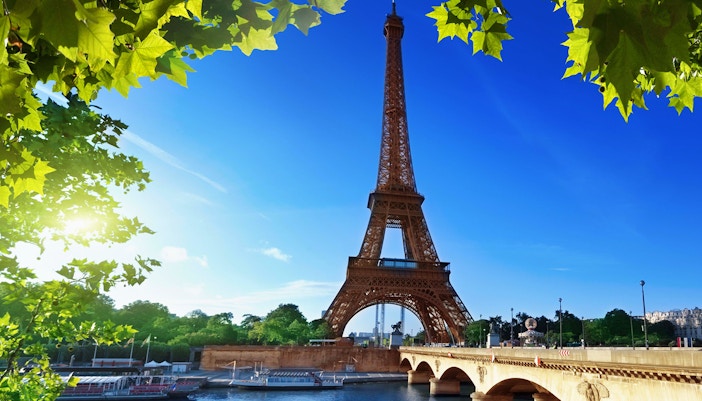 eiffel tower night