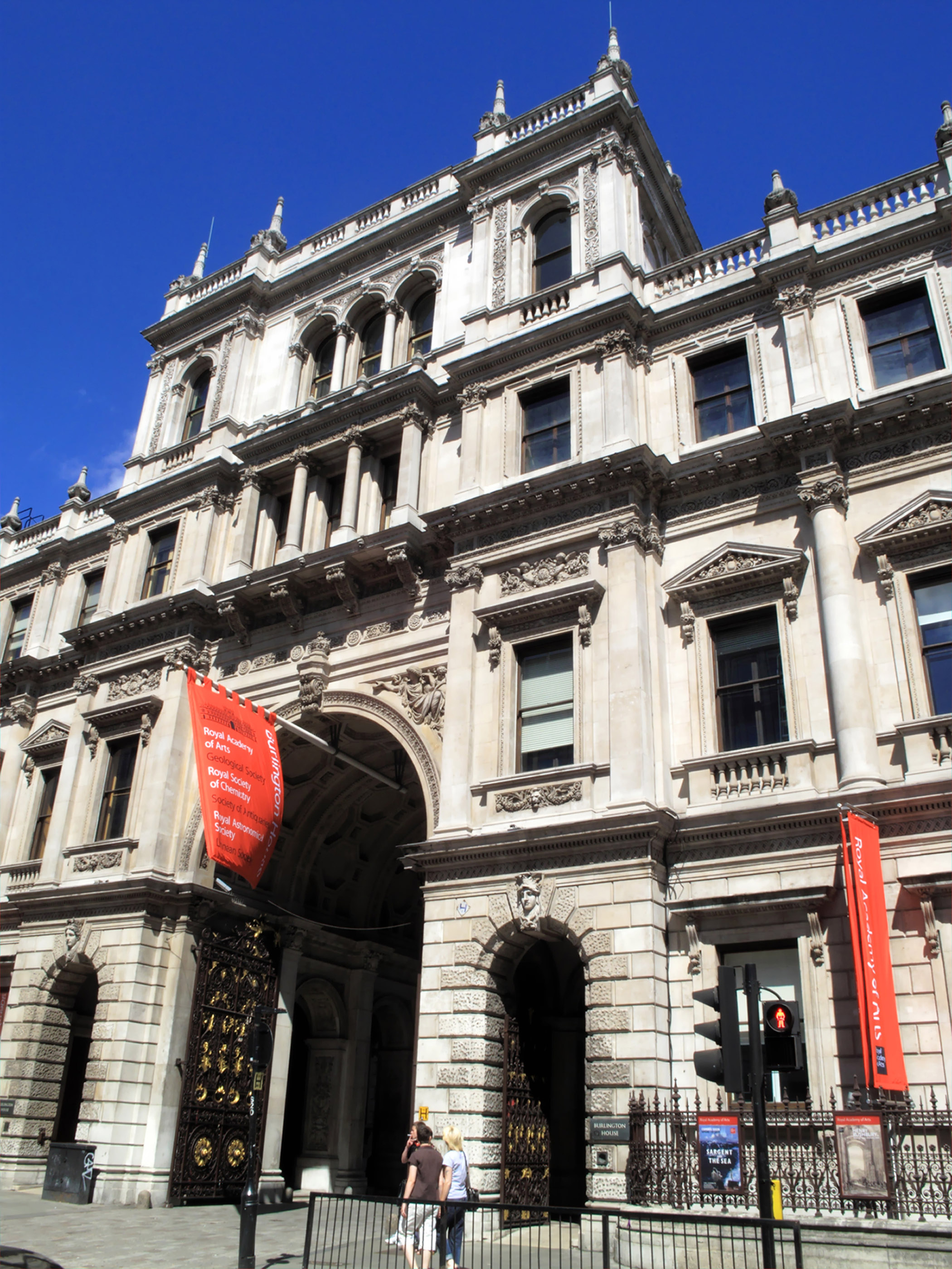 Best Places to Visit in London Royal Academy of Arts