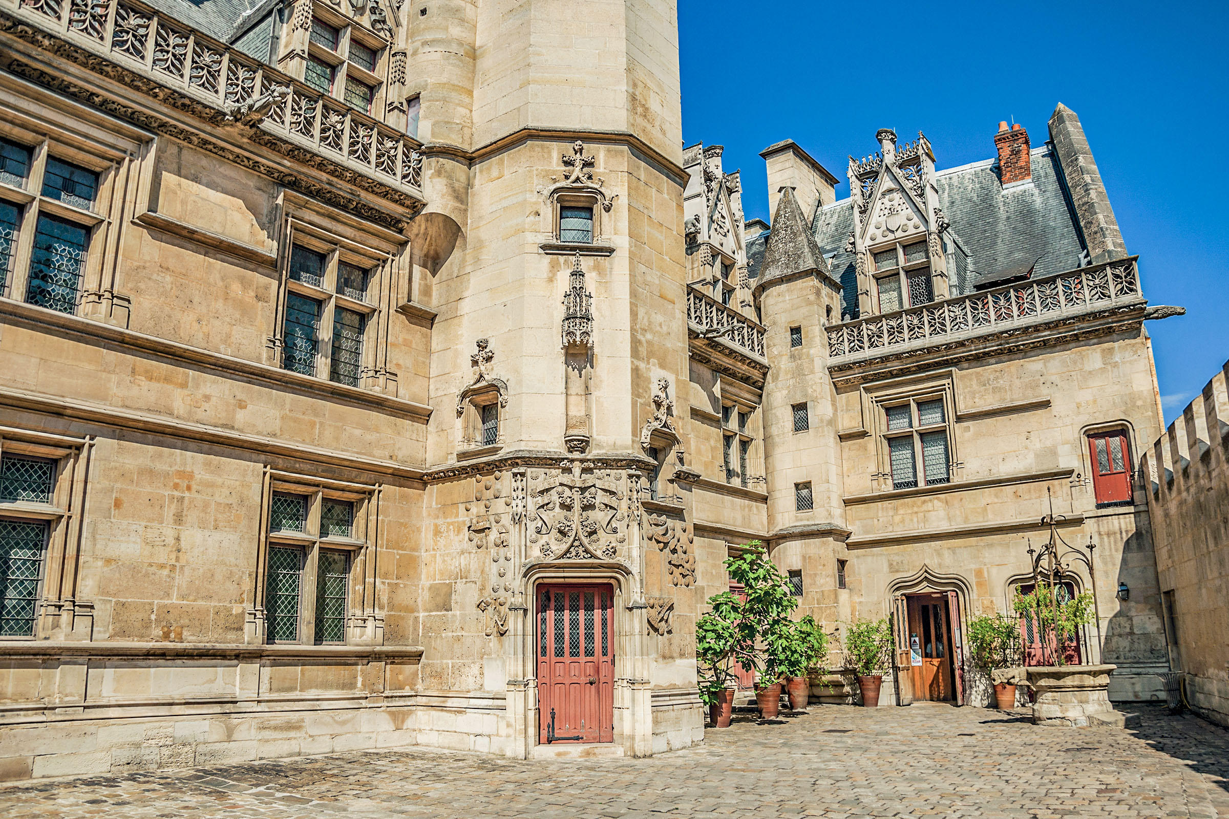 Best Places to Visit in Paris - Musée National du Moyen Âge