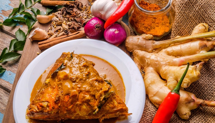 singapore street food - Fish Head Curry