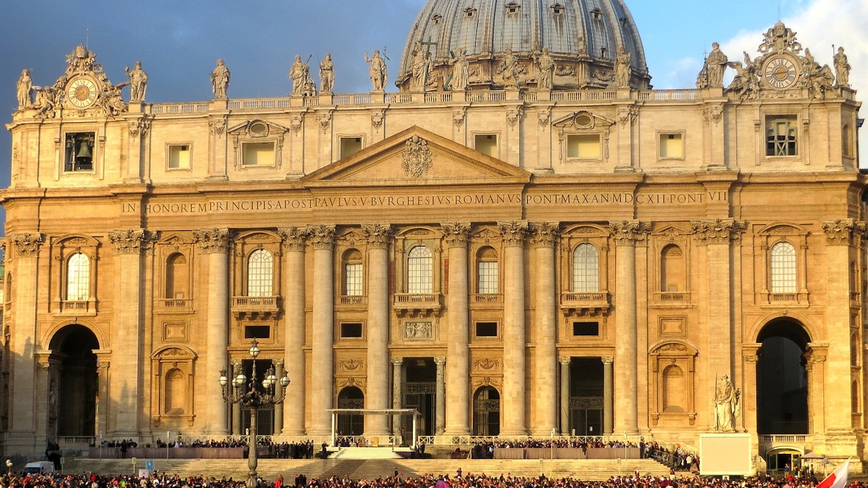 St. Peter's Basilica Dress Code