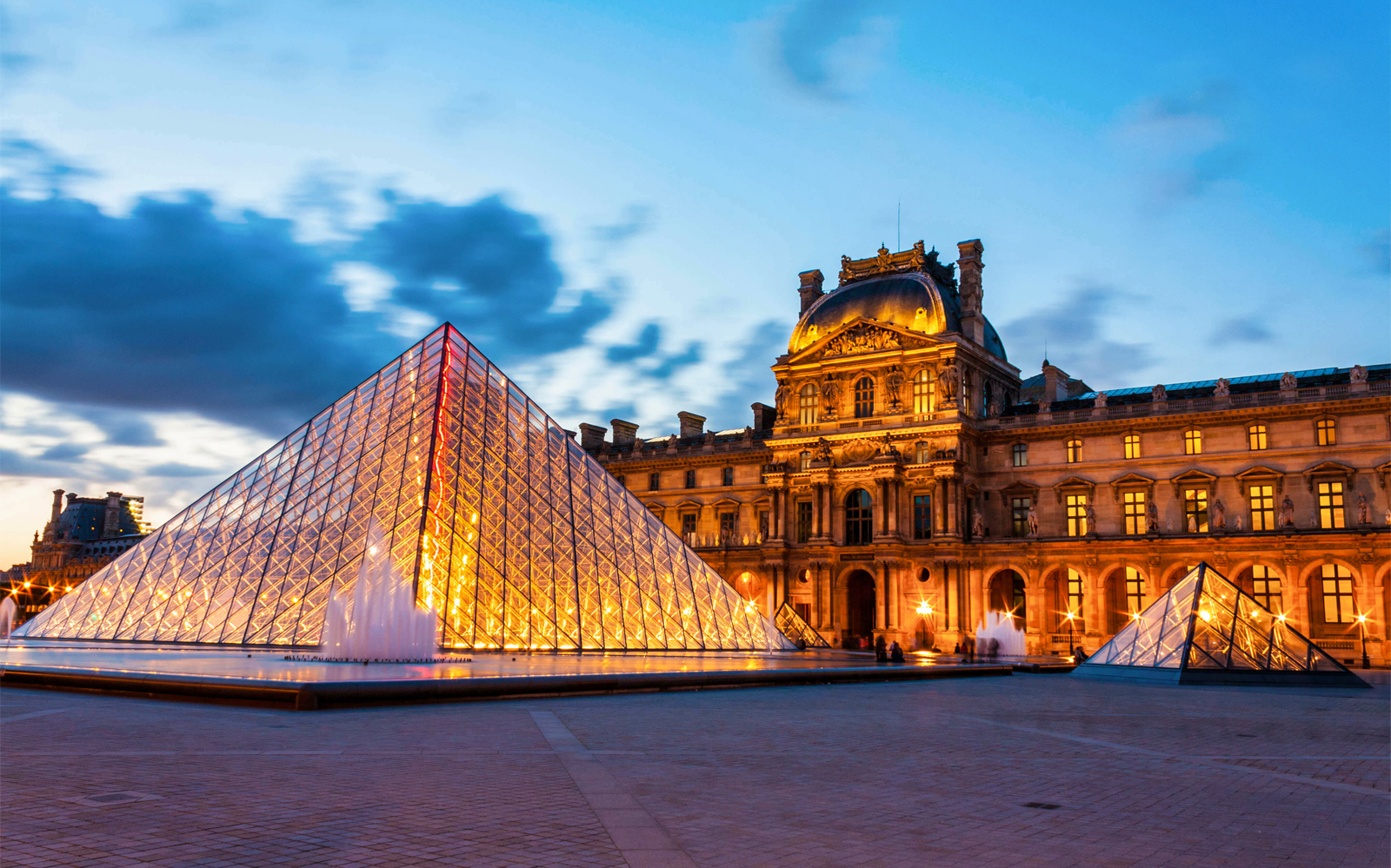 Louvre Pyramid