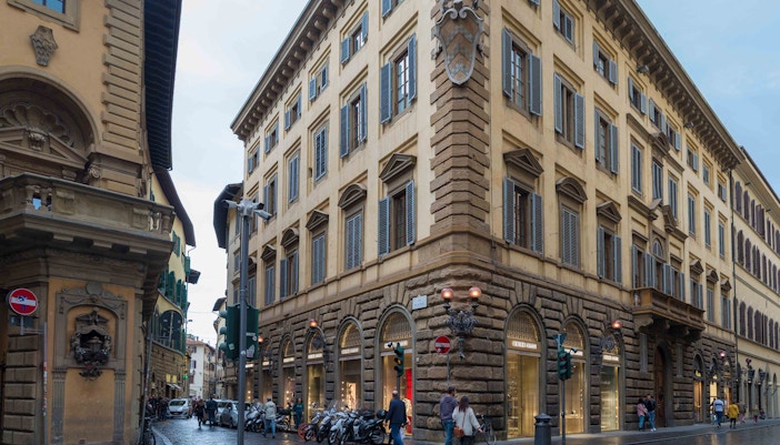 Shopping in Florence - Via de' Tornabuoni