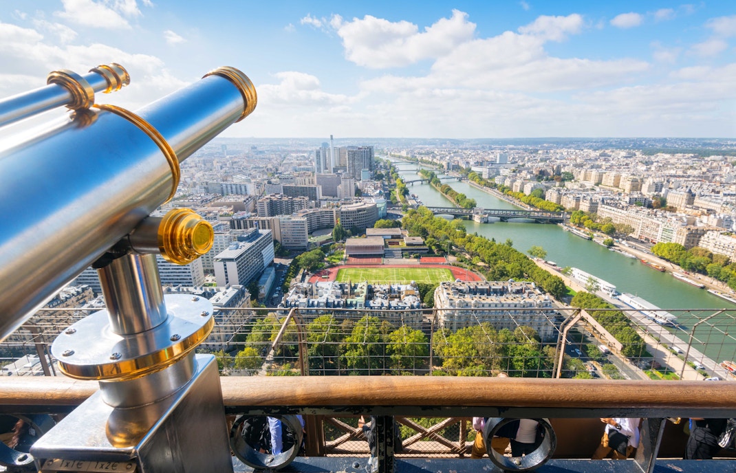 Zwiedzanie wieży Eiffla z przewodnikiem