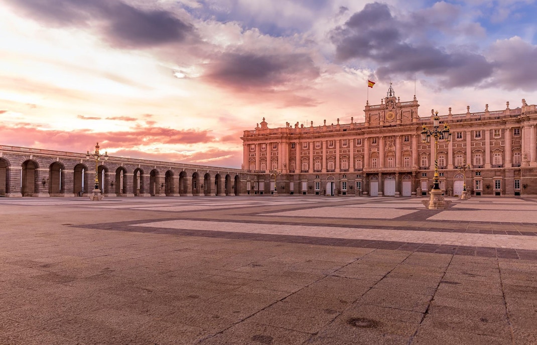 royal palace of madrid tours