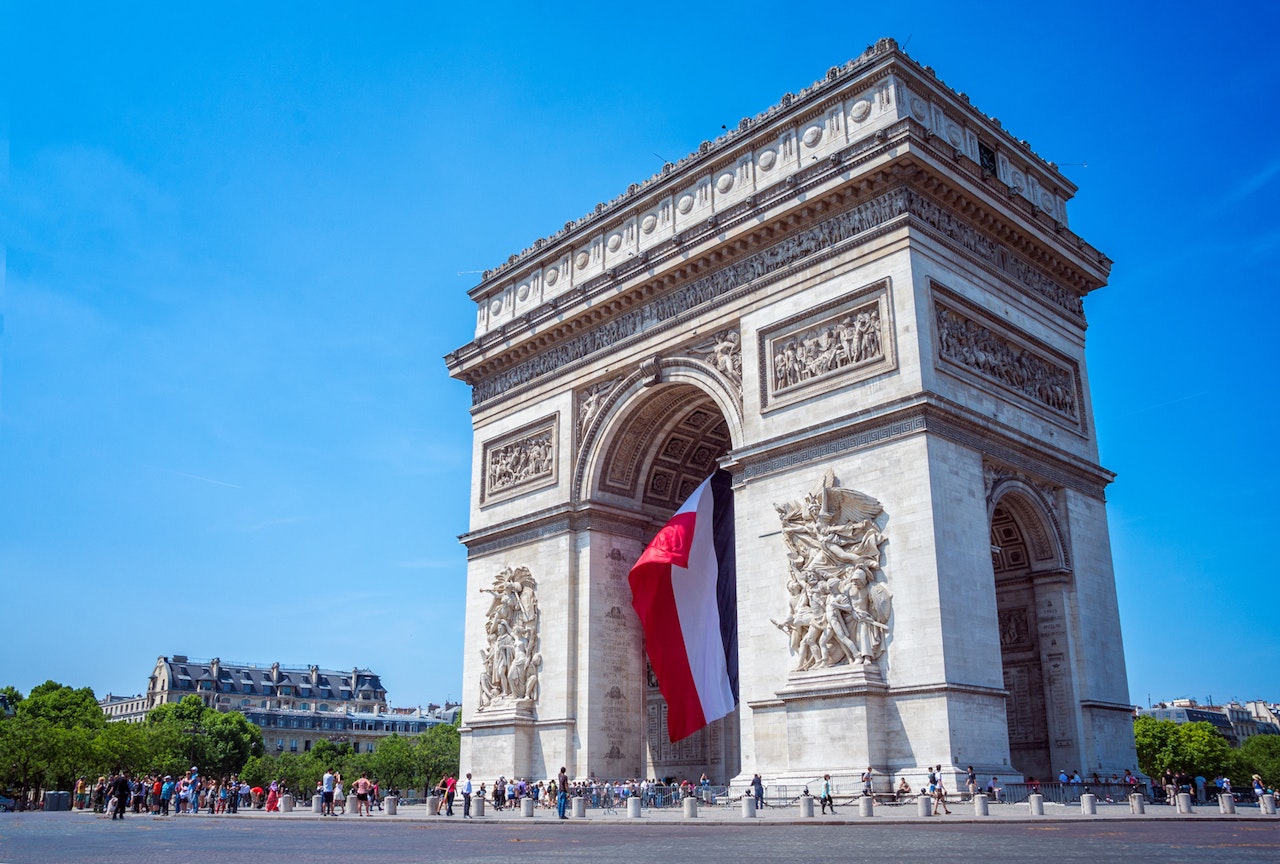 In un'unica combo: Arco di Trionfo con accesso al tetto e Tour guidato della Torre Eiffel in ascensore — 2