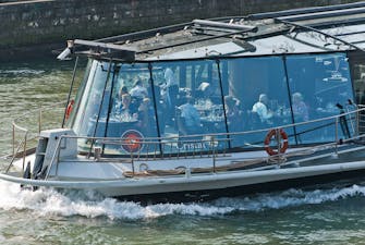 Bateaux Parisiens Lunch Cruise -2