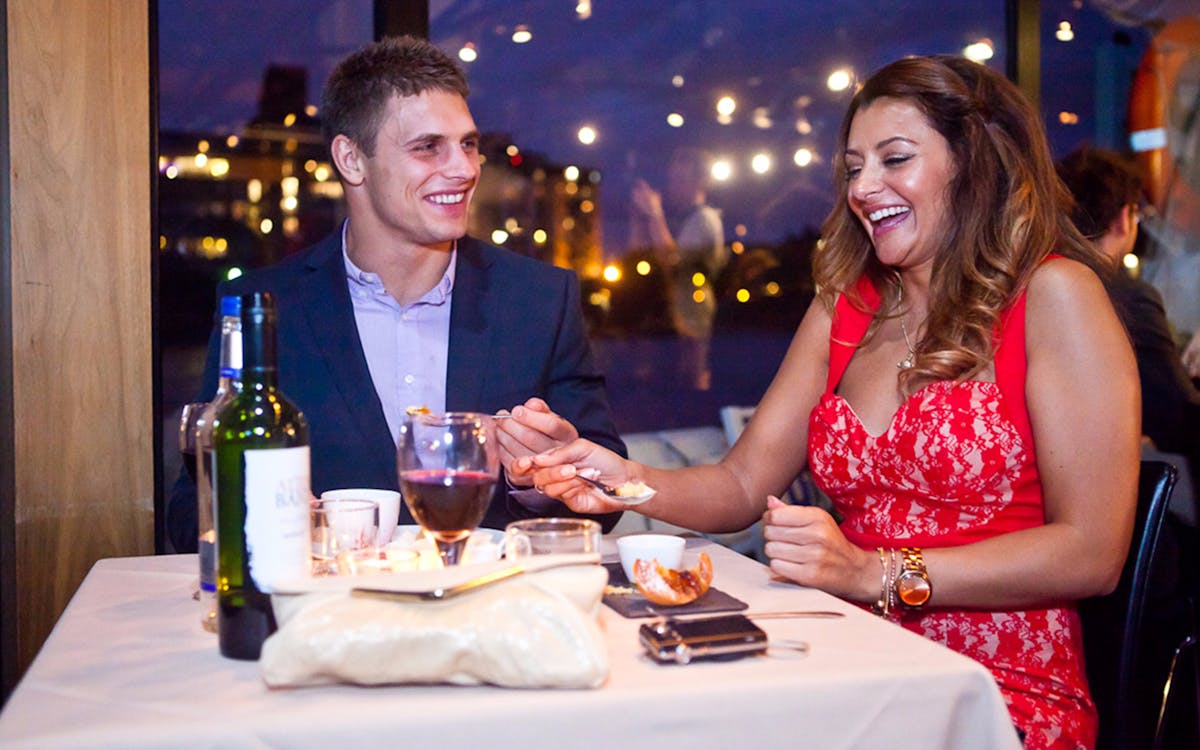 valentine's romantic dinner cruise-3 valentine's romantic dinner cruise-3
