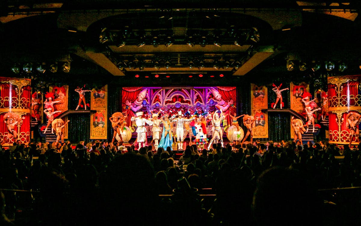 moulin rouge show with champagne-6 moulin rouge show with champagne-6