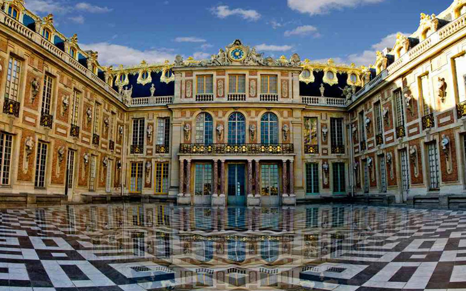 hall of mirrors versailles