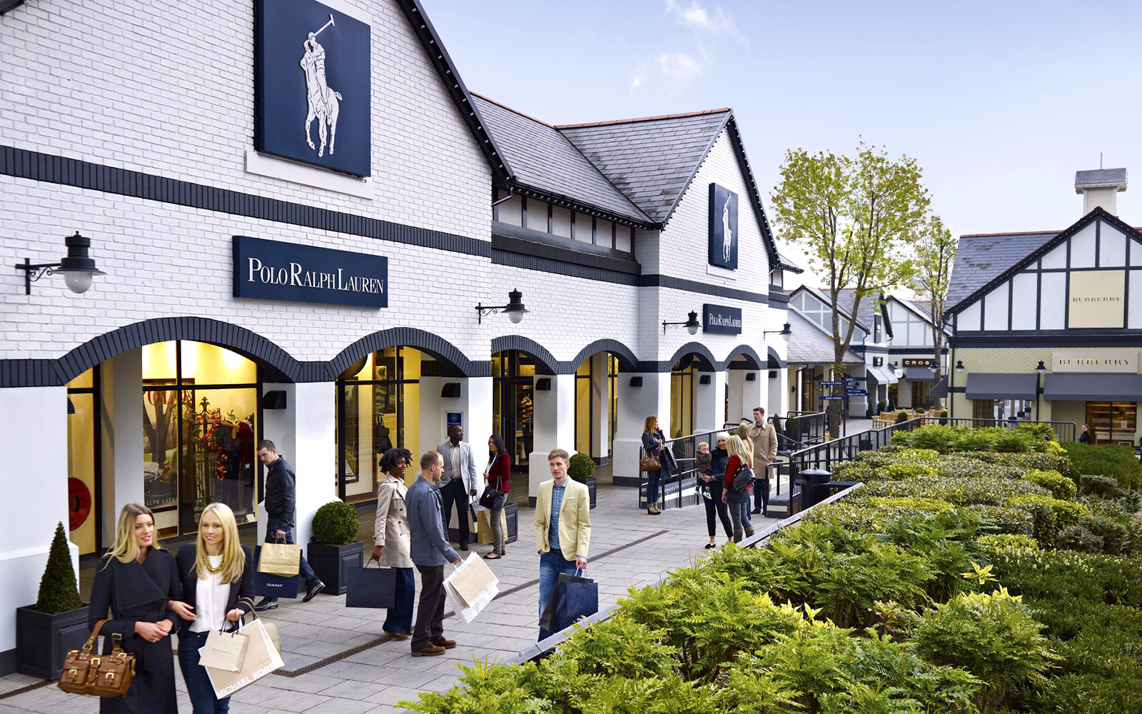 Designer Outlet Village In Paris | Paul Smith