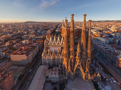 Gaudi Tour In Barcelona