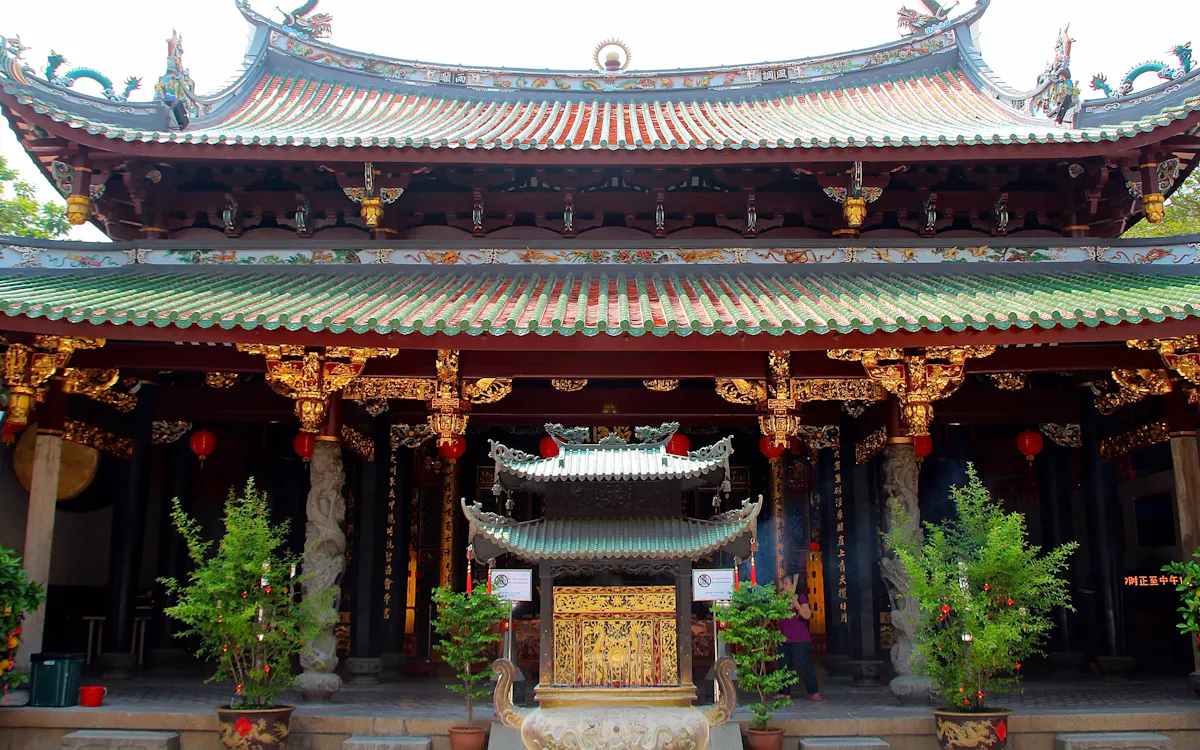 singapore on a budget