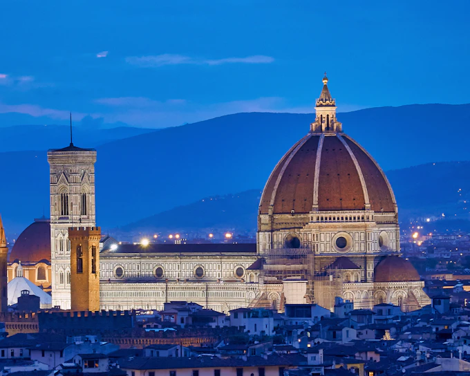 Florence Icons Guided Tour: Uffizi and Accademia Gallery with Reserved Access
