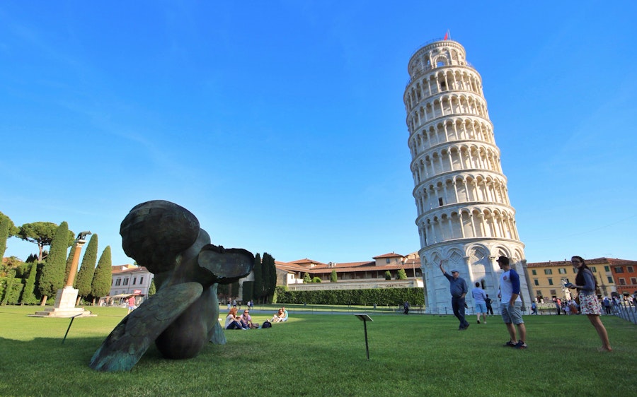 Guided City Tour of Pisa from Florence