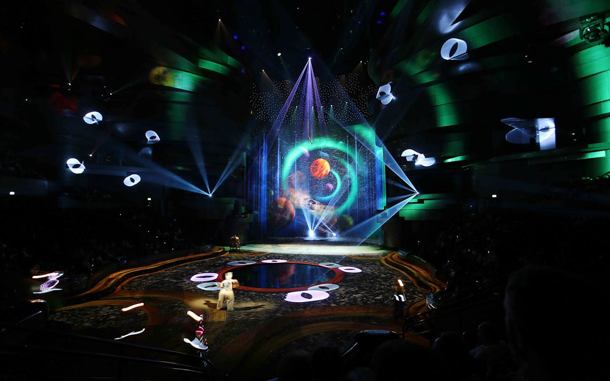 tickets to la perle by dragone-10 tickets to la perle by dragone-10