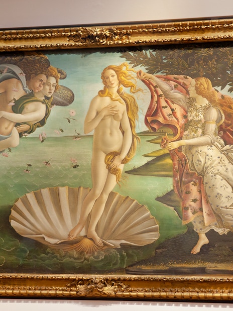 Botticelli's "The Birth of Venus" at Uffizi Gallery, Florence, featured in Uffizi and Accademia Tour.