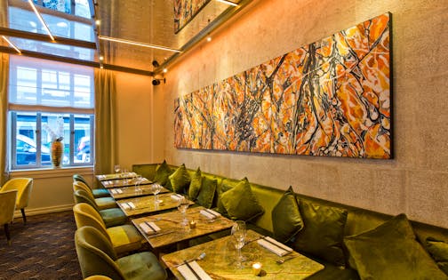 Crazy Horse Paris Show und Abendessen