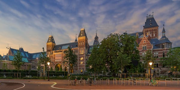 best time to visit amsterdam