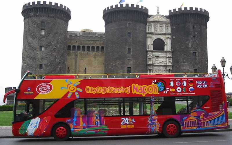 naples italy tour bus