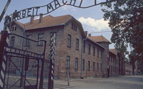 auschwitz + birkenau tour-0 auschwitz + birkenau tour-0